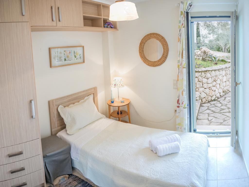Villa Jiulita Tsoukaladhes Luaran gambar